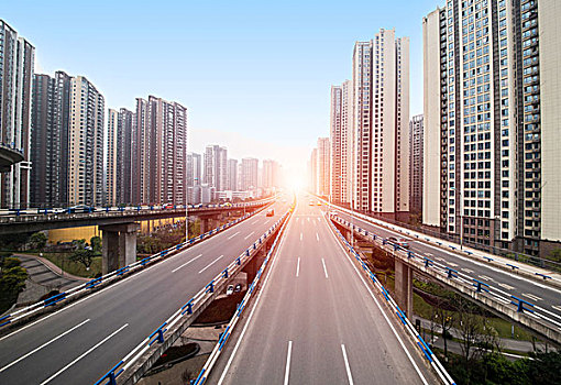 力锐斯UPS和蓄电池-静乐丰润至兴县黑峪口高速公路