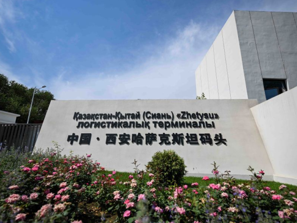 筑牢陆路口岸数字防线｜力锐斯 UPS 落地西安哈萨克斯坦综合口岸机房项目
